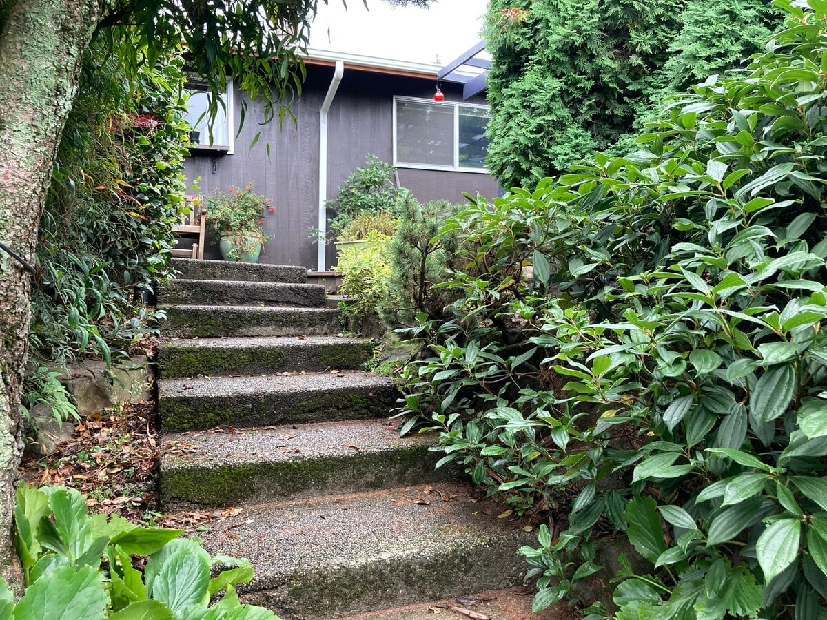 Photo - 9411 50th Ave S