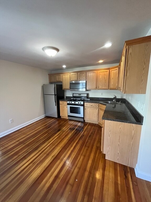 Photo - 16 Gates St Unit 2
