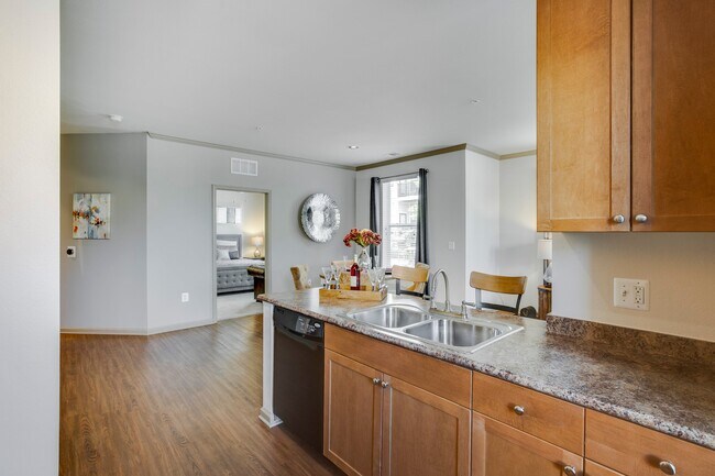 Photo - Summerfield At Morgan Metro Apartments