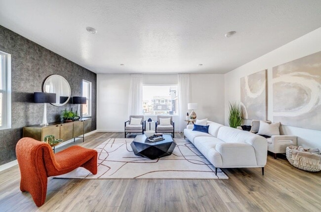 Building Photo - BLVD 120 Rental