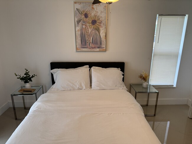 Photo - 5204 Coronado Pky Unit Apt B
