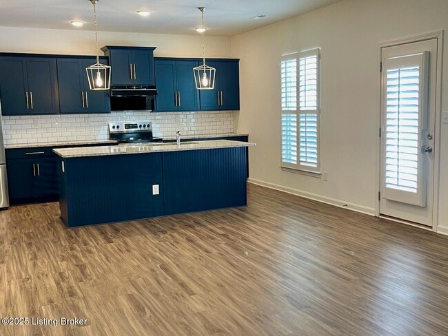 Photo - 12013 Cascade Falls Trl