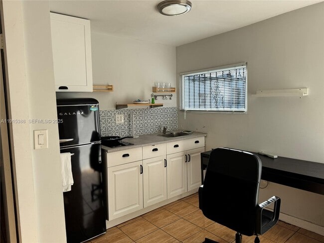 Photo - 621 NW 19th Ave Unit Back