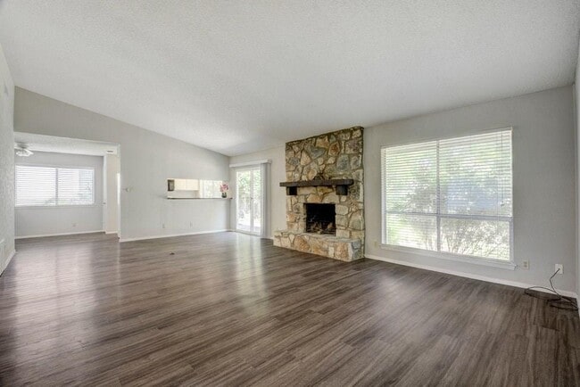 Photo - 10410 Broken Shoe Trail