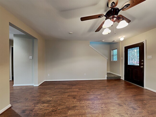 Photo - 11338 Log Cabin Ln