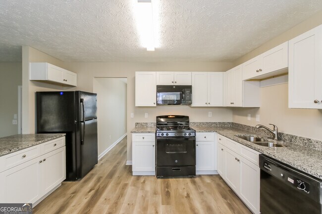 Photo - 6059 Shadow Lake Way