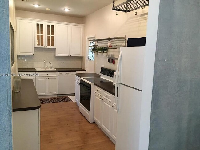 Photo - 2148 NE 182nd St