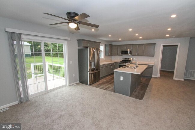 Photo - 8 Conover Ln