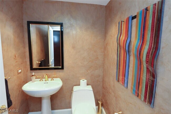 Photo - 8665 Bay Colony Dr Unit 901