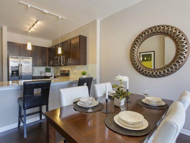 Photo - 2296 S Michigan Ave