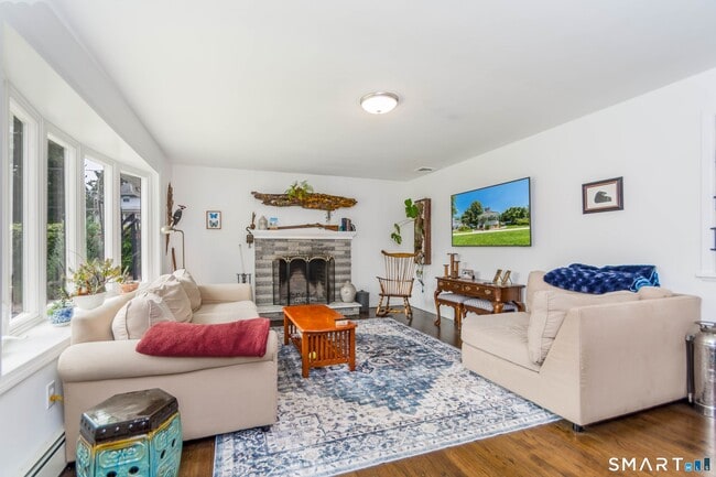 Photo - 108 Colonese Rd