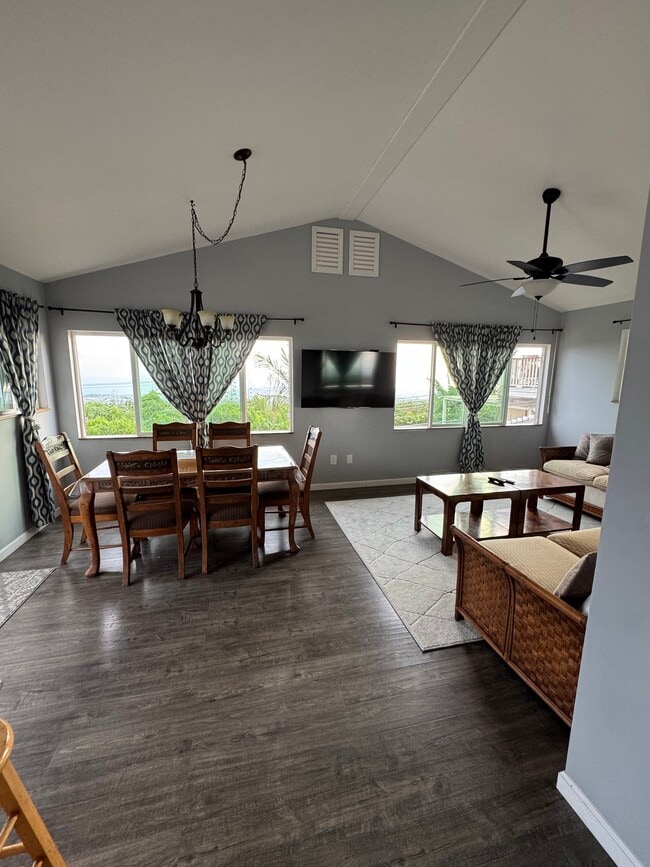 Building Photo - 74-5216-5216 Kihawahine Pl Unit A