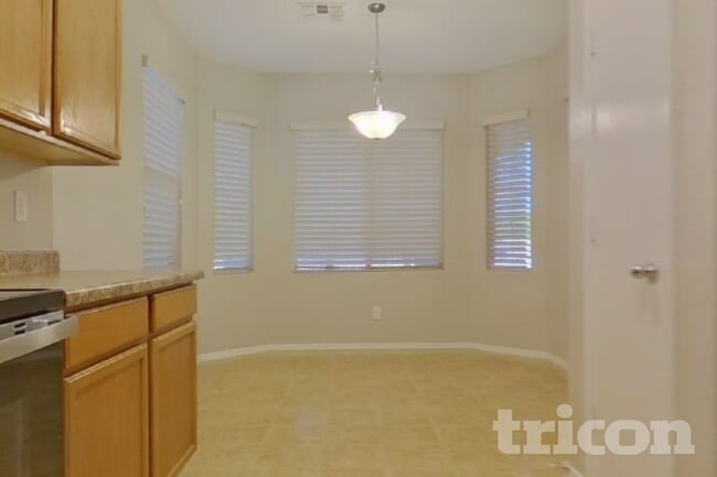 Photo - 1689 S 235th Dr