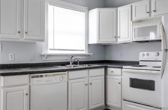 Photo - 706 W Clay St