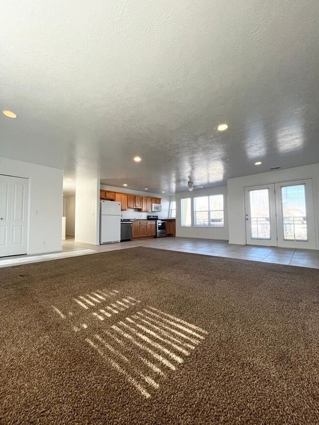 Photo - 1285 W 500 N Unit 1285 W 500 N  B