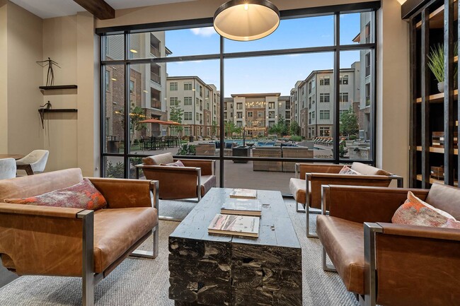 Photo - Knox at Metrocenter Apartments