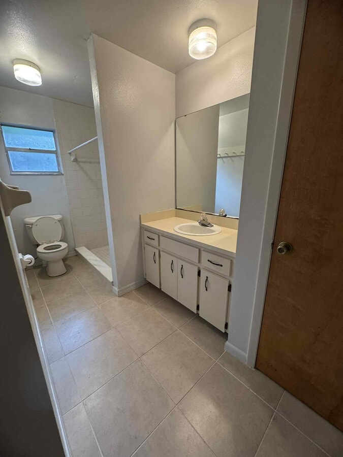 Photo - 155 Denice Dr