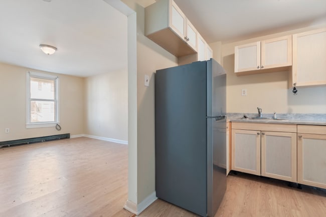 Photo - 426 Jonathan St Unit 1