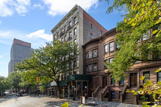 Photo - 42-44 W 120th St