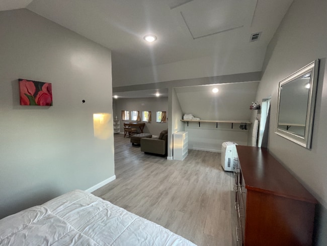 Photo - 4522 E Washington St Unit 5