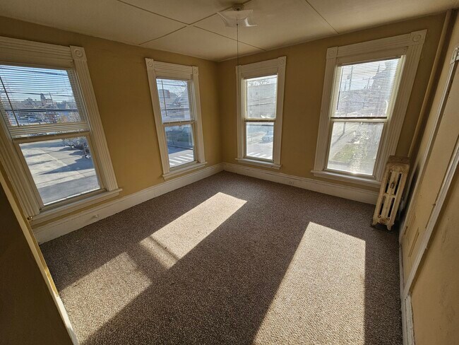 Photo - 494 Pine St Unit 2