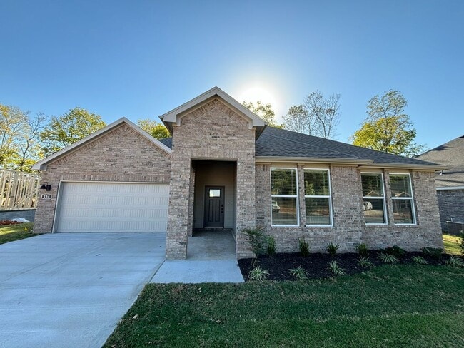 Building Photo - Coming Soon! Newer Construction!! 4 Bedroo... Rental