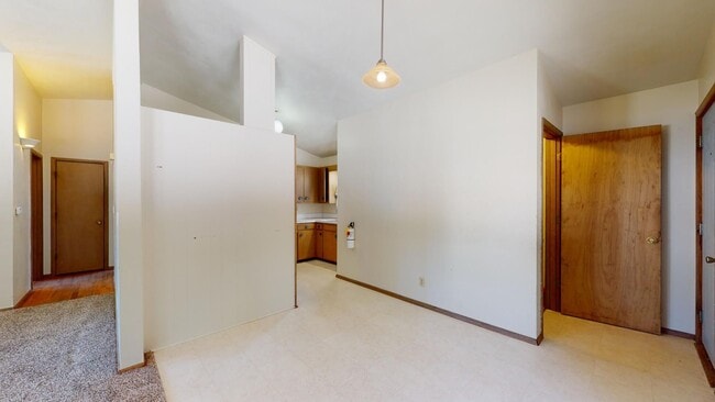 Photo - Large Duplex w/Vaulted Ceilings