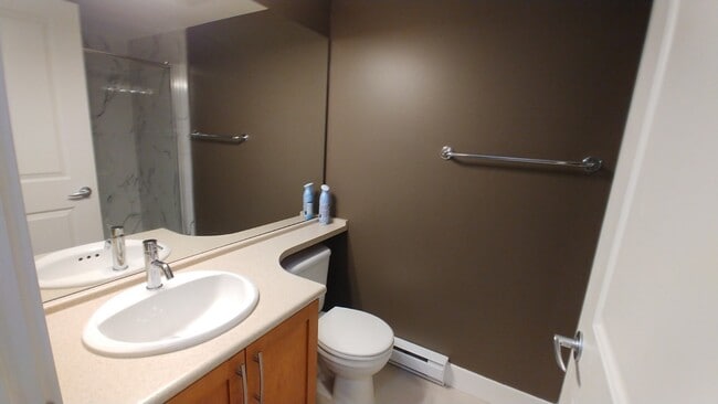 Photo - 5740-5740 Toronto Rd