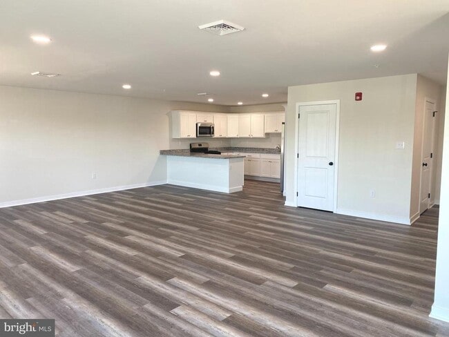 Photo - 3852 Ridge Pike