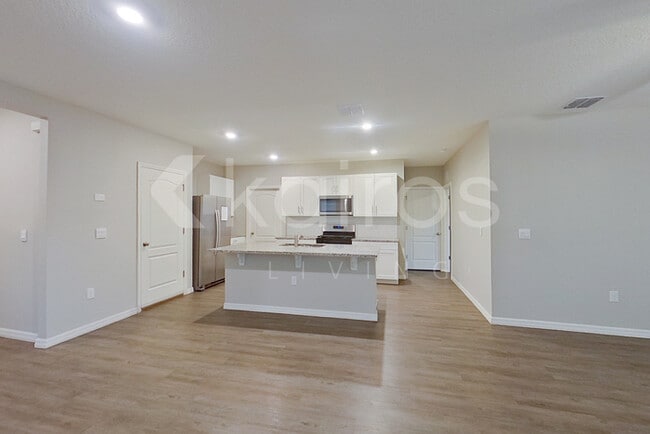 Photo - 32037 Katelin Cir