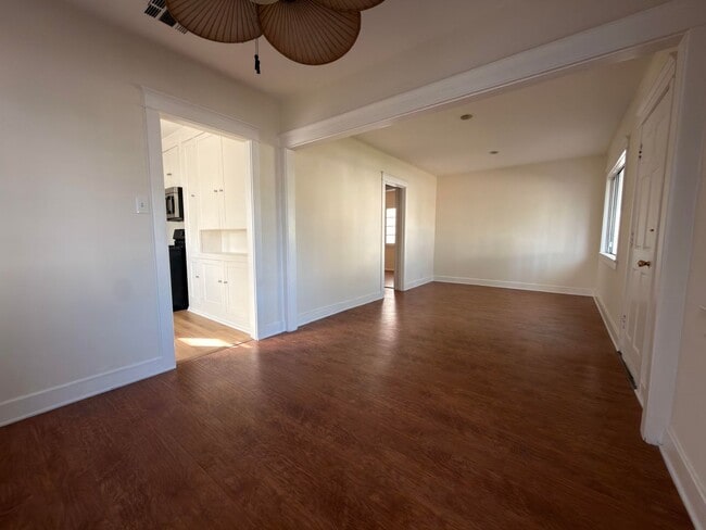 Building Photo - 1172 Alameda Ave Unit 1172