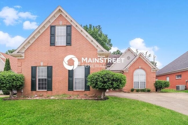 3 Bedroom Pet-Friendly Home in Cordova, TN with Main Street Renewal