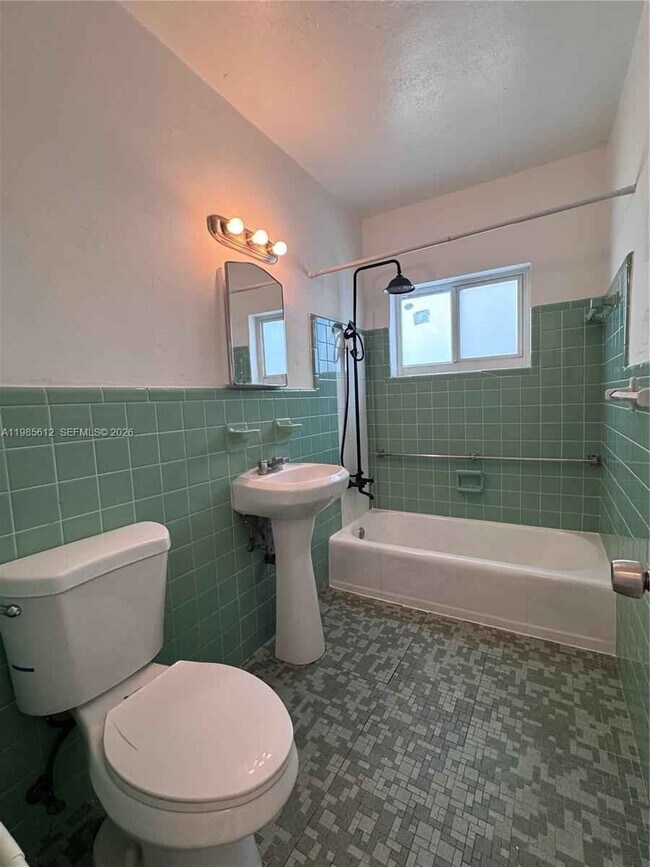 Photo - 520 NE 82nd Terrace Unit 10