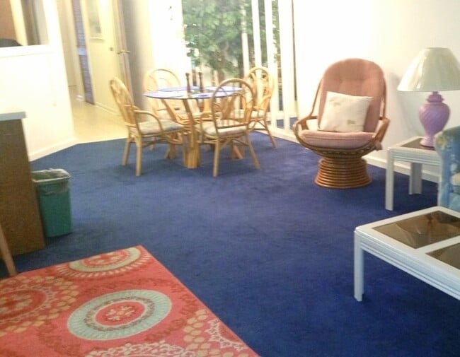 Building Photo - Golf Colony Unit 21F 2 Bedroom/2 Bathroom Rental