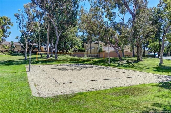 Photo - Updated 2 bedroom townhome Just Minutes from Downtown & the Beach