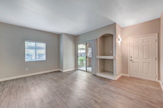 Horizon Ridge Apartments