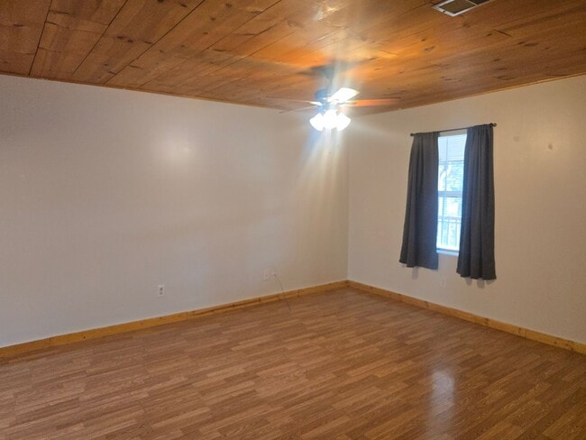 Photo - 15705 Hallmark Ln