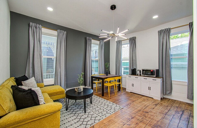 Building Photo - 1811 Washington Ave Unit SI ID1539414P