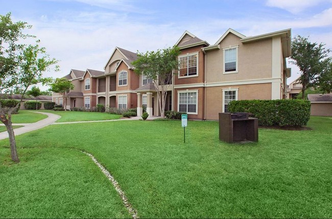 Reata Apartments