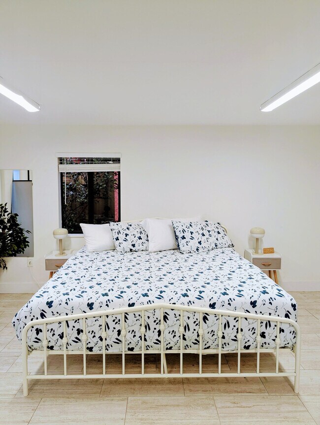 Photo - 1323 SW 22nd Ave Unit ID1407045P