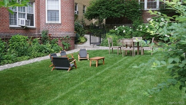 Photo - 77-12 35th Ave Unit B17