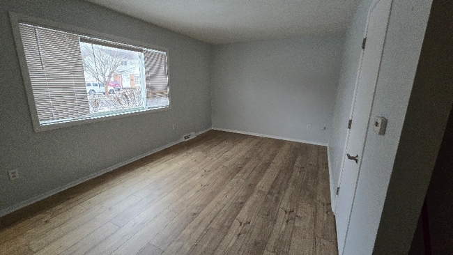 Photo - 1939 Perth St Unit 1