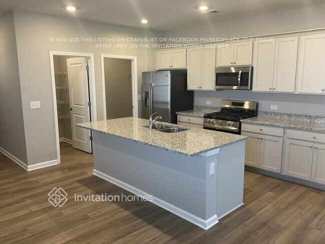 Photo - 513 Almere Dr