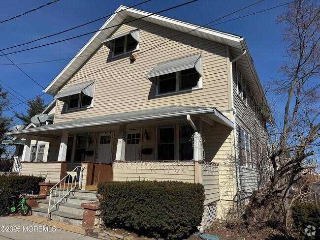 Building Photo - 7 Kearney St Rental