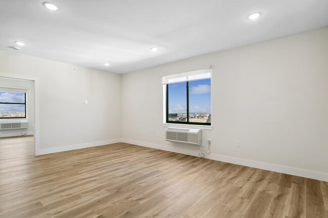 Building Photo - 582-586-586 66th St