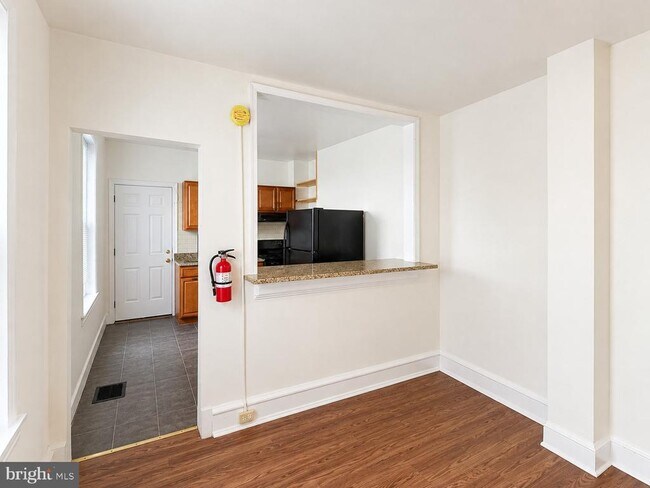 Photo - 4025 Green St