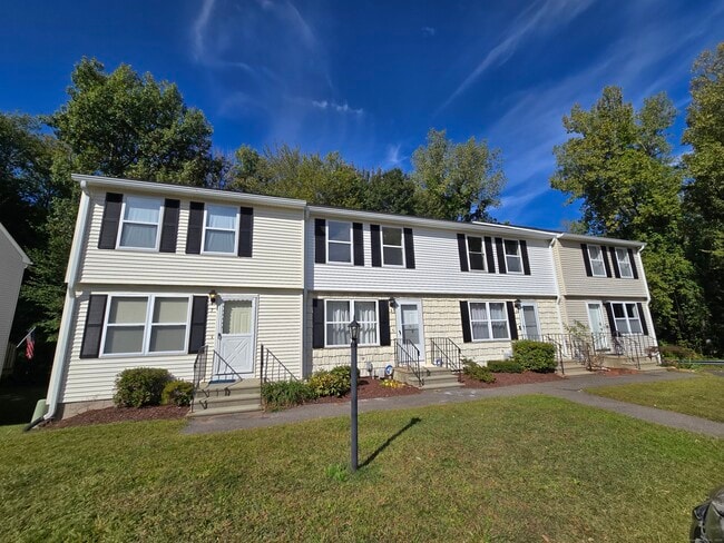 Building Photo - 5 Periwinkle Ln Unit 5