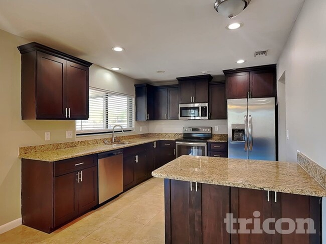 Photo - 16511 W Course Dr