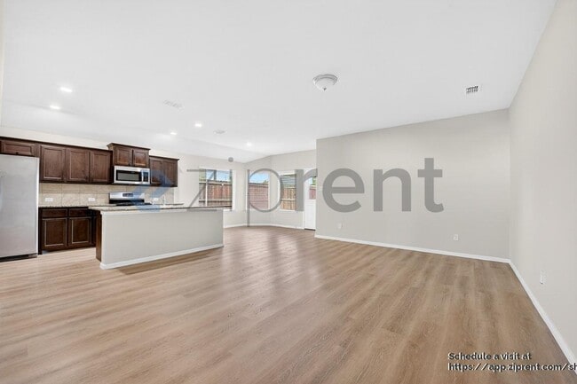 Photo - 10116 Clemmons Rd