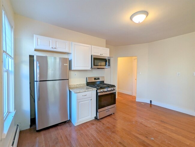 Photo - 26 Thorndike St